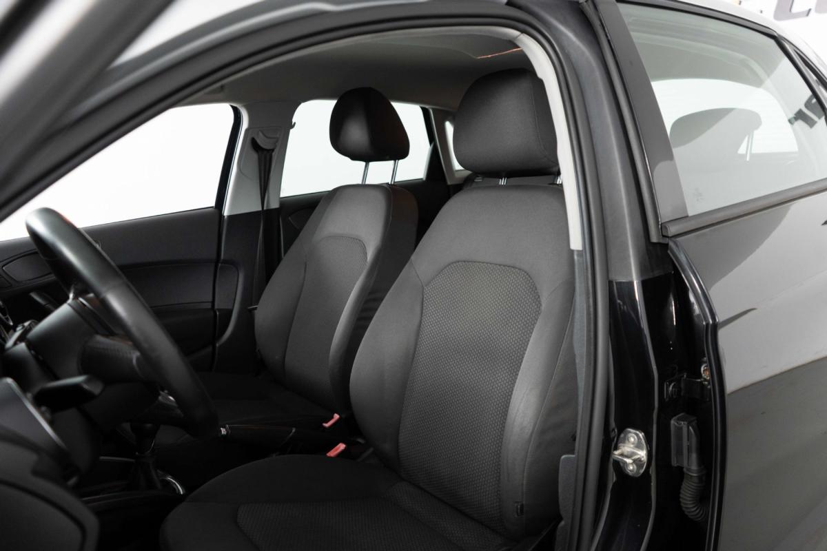 audi-a1-sportback-2012-diesel-1598cc