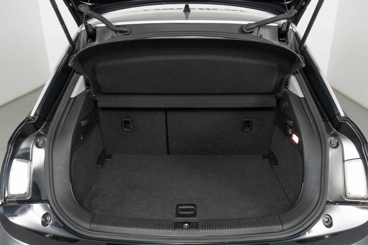 audi-a1-sportback-2012-diesel-1598cc
