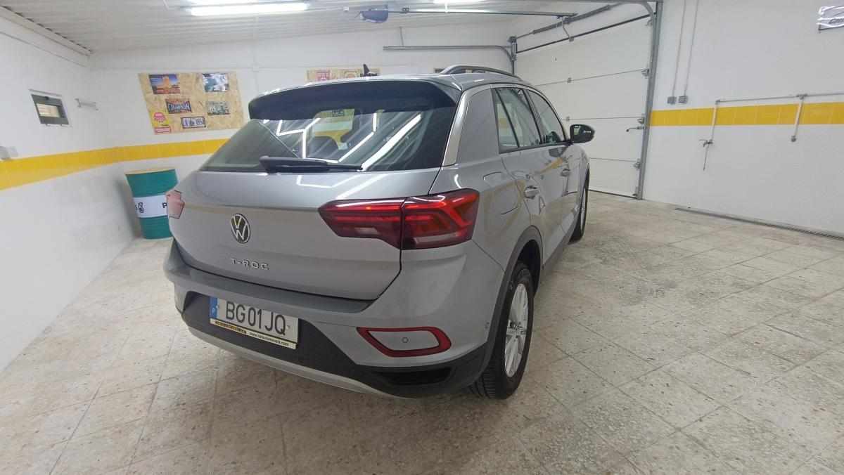 volkswagen-t-roc-2-0-tdi-2024-diesel-1968cc
