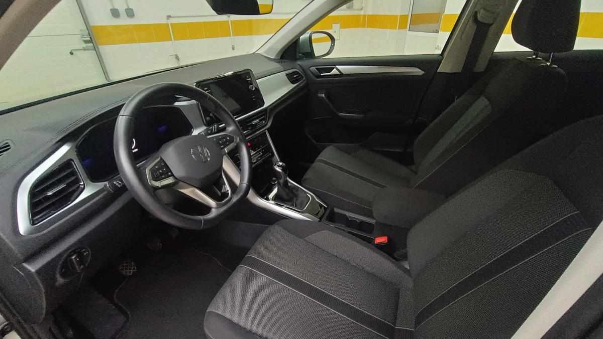 volkswagen-t-roc-2-0-tdi-2024-diesel-1968cc