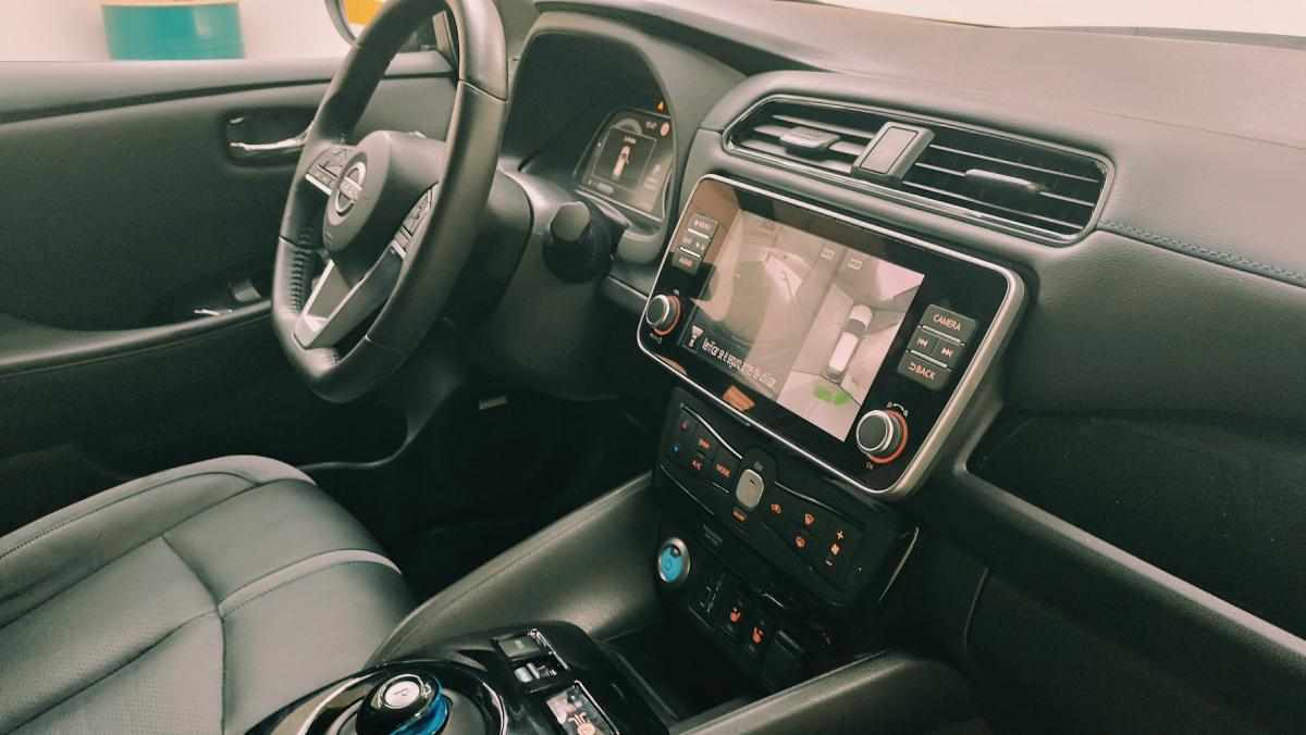 nissan-leaf-40-kwh-2023-eletrico