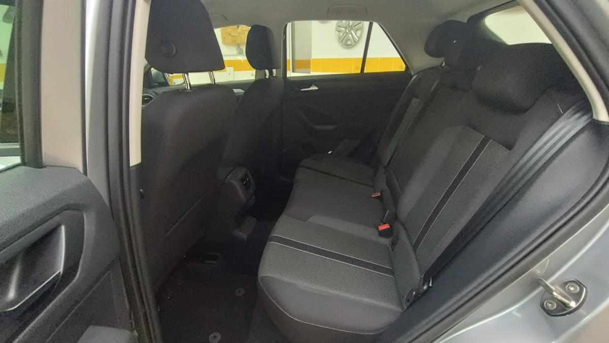 volkswagen-t-roc-2-0-tdi-2024-diesel-1968cc