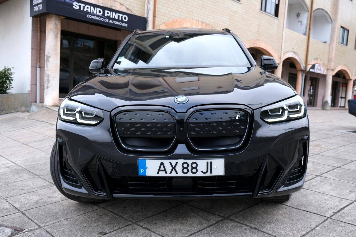bmw-ix3-2023-eletrico-500cc