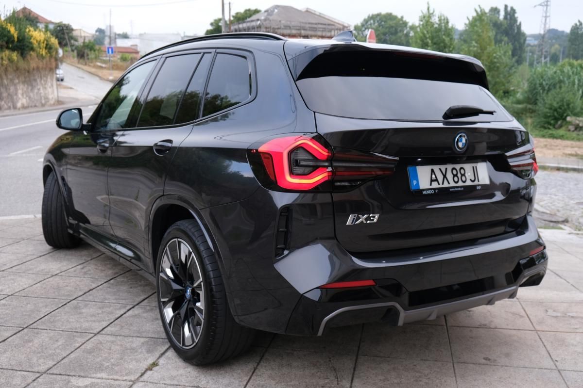 bmw-ix3-2023-eletrico-500cc