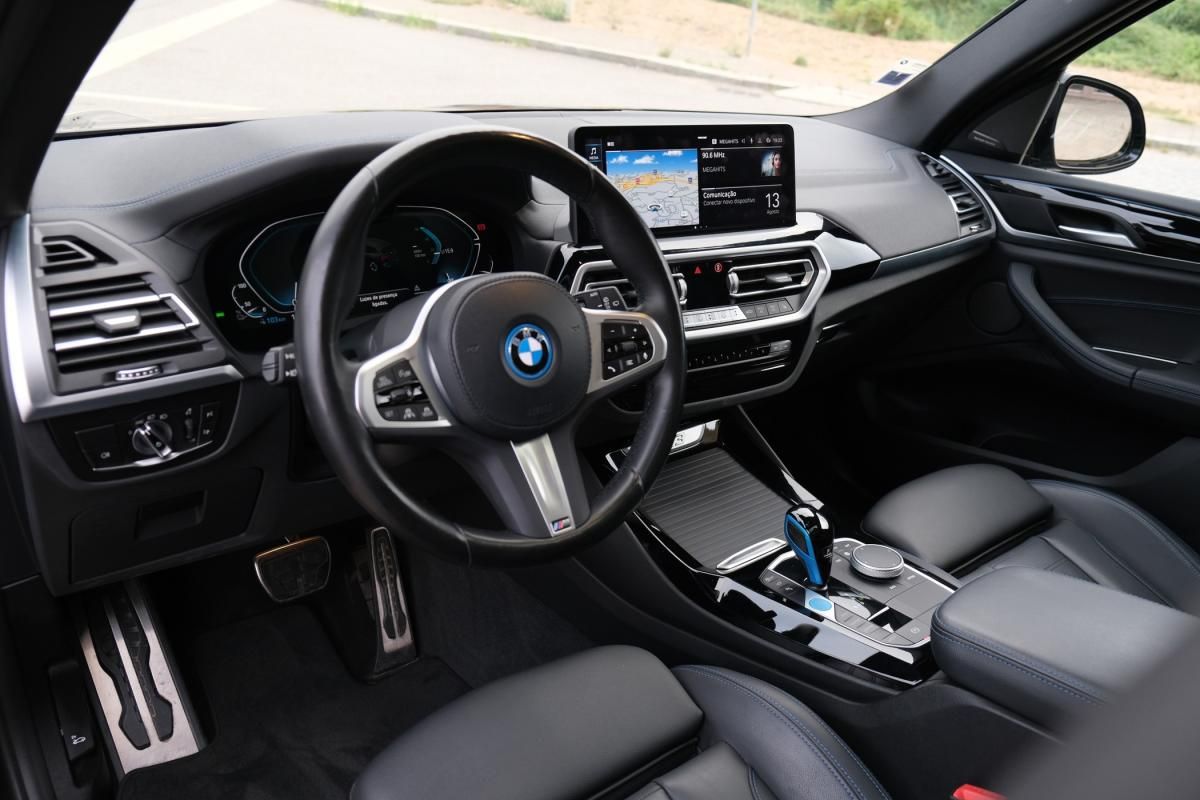 bmw-ix3-2023-eletrico-500cc