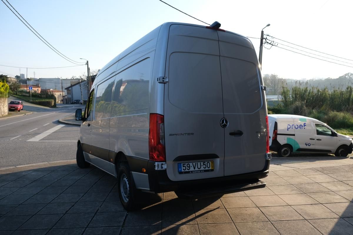 mercedes-benz-sprinter-2018-diesel-2143cc