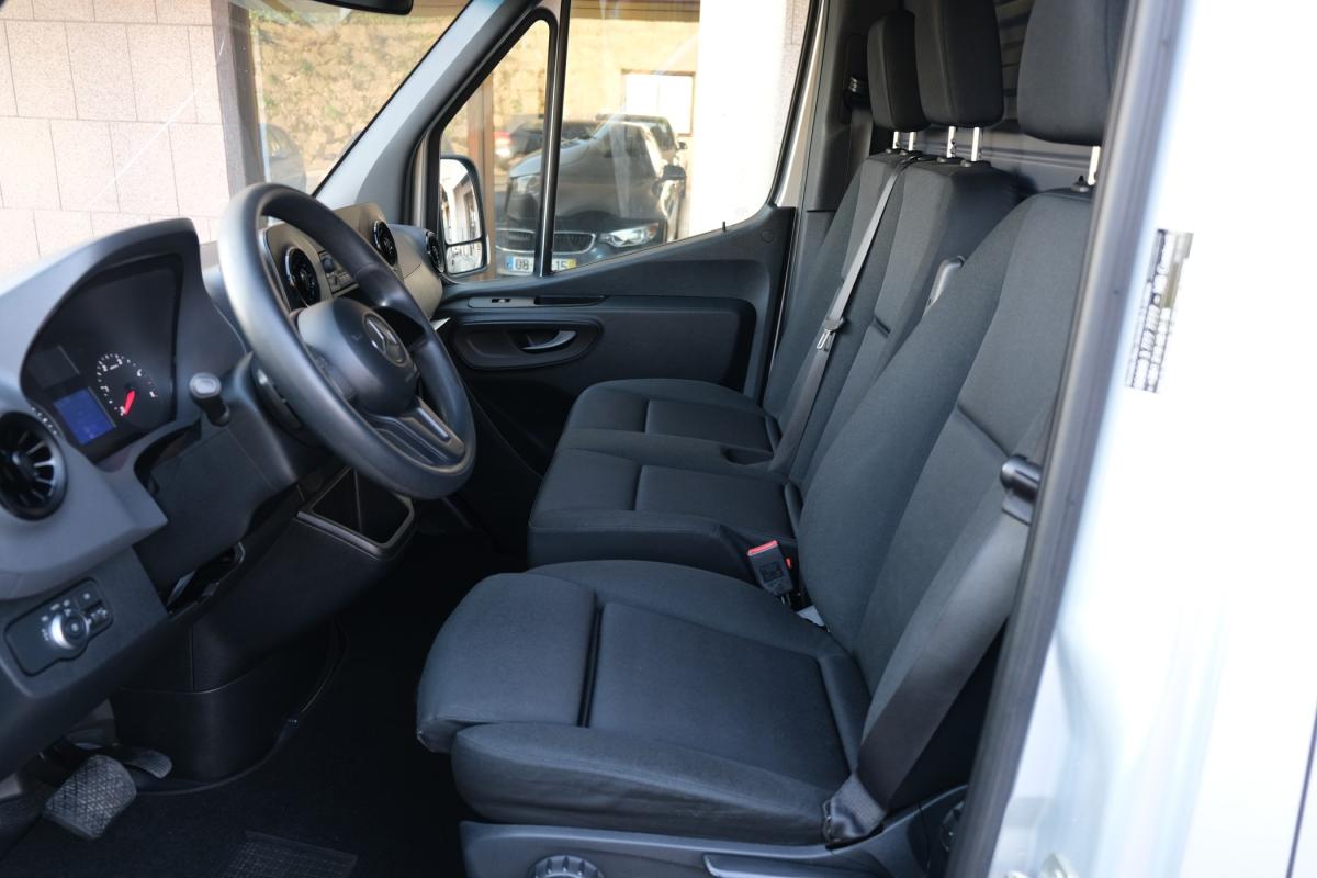 mercedes-benz-sprinter-2018-diesel-2143cc