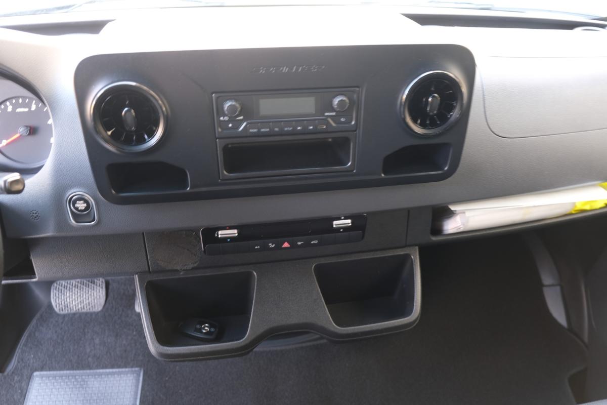 mercedes-benz-sprinter-2018-diesel-2143cc