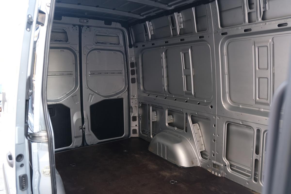 mercedes-benz-sprinter-2018-diesel-2143cc