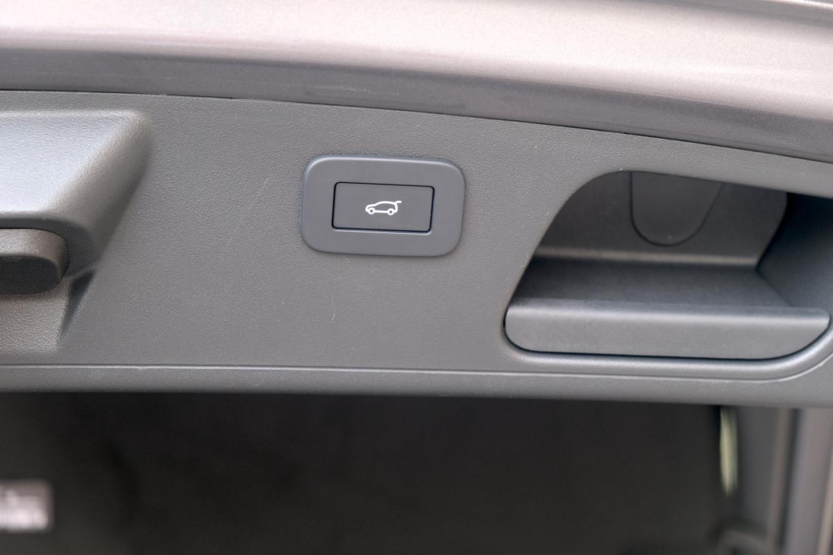 jaguar-e-pace-2023-hibrido-a-gasolina-1498cc