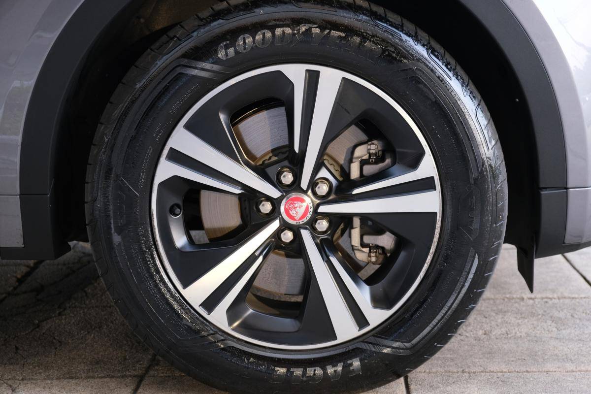 jaguar-e-pace-2023-hibrido-a-gasolina-1498cc