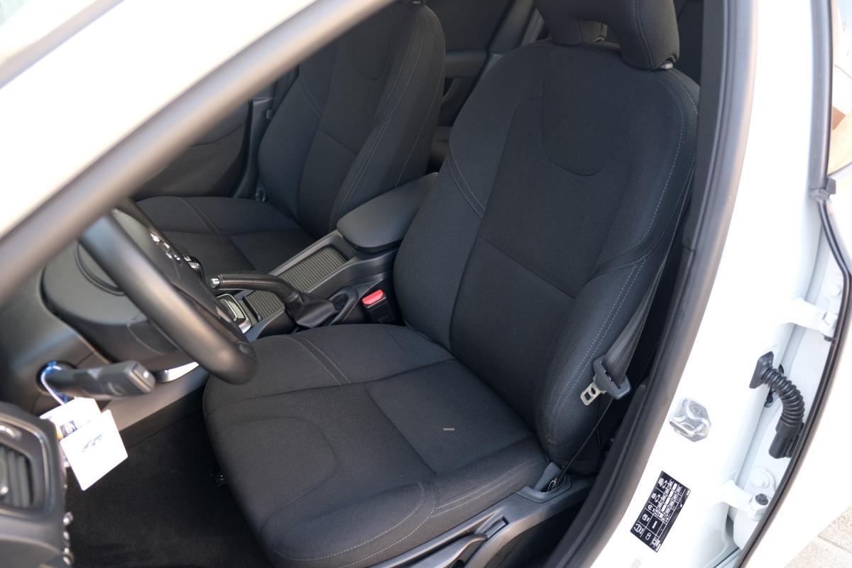 volvo-v40-2016-diesel-1969cc
