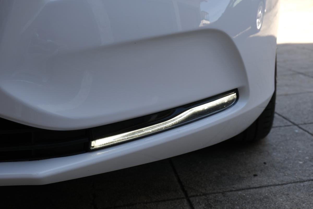 volvo-v40-2016-diesel-1969cc