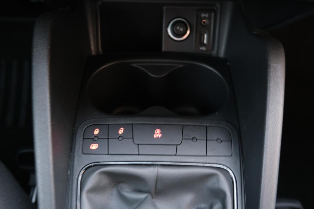 seat-ibiza-2017-diesel-1422cc