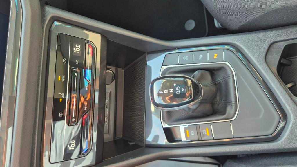volkswagen-tiguan-2-0-tdi-bluemotion-2022-diesel-1968cc