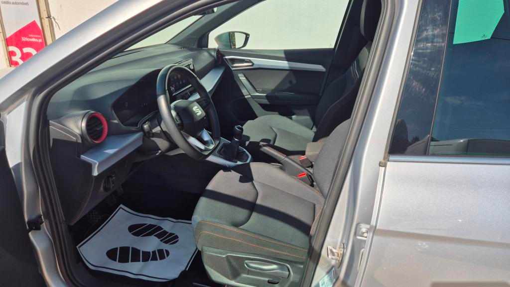 seat-arona-1-0-ecotsi-2023-gasolina-999cc