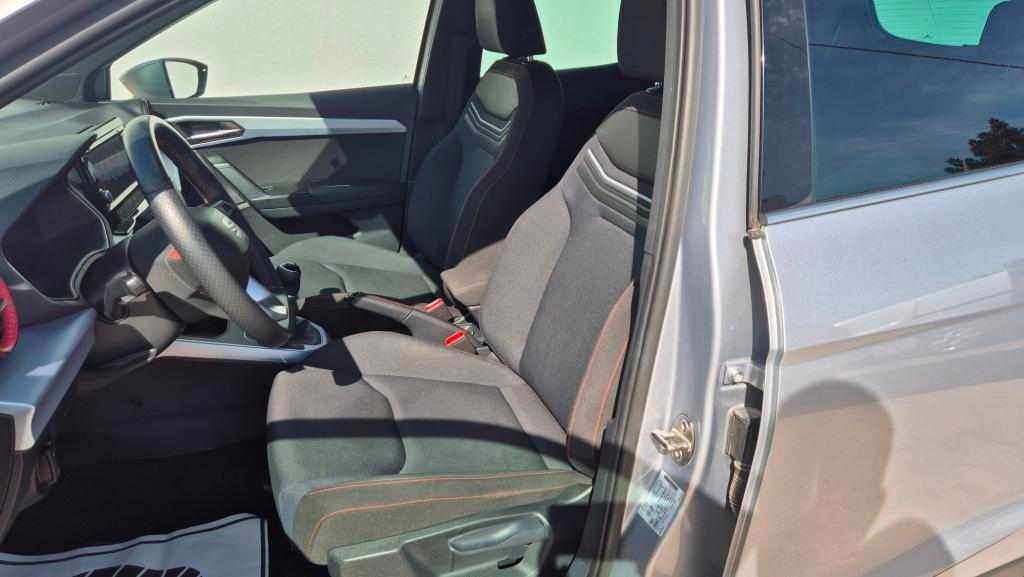 seat-arona-1-0-ecotsi-2023-gasolina-999cc