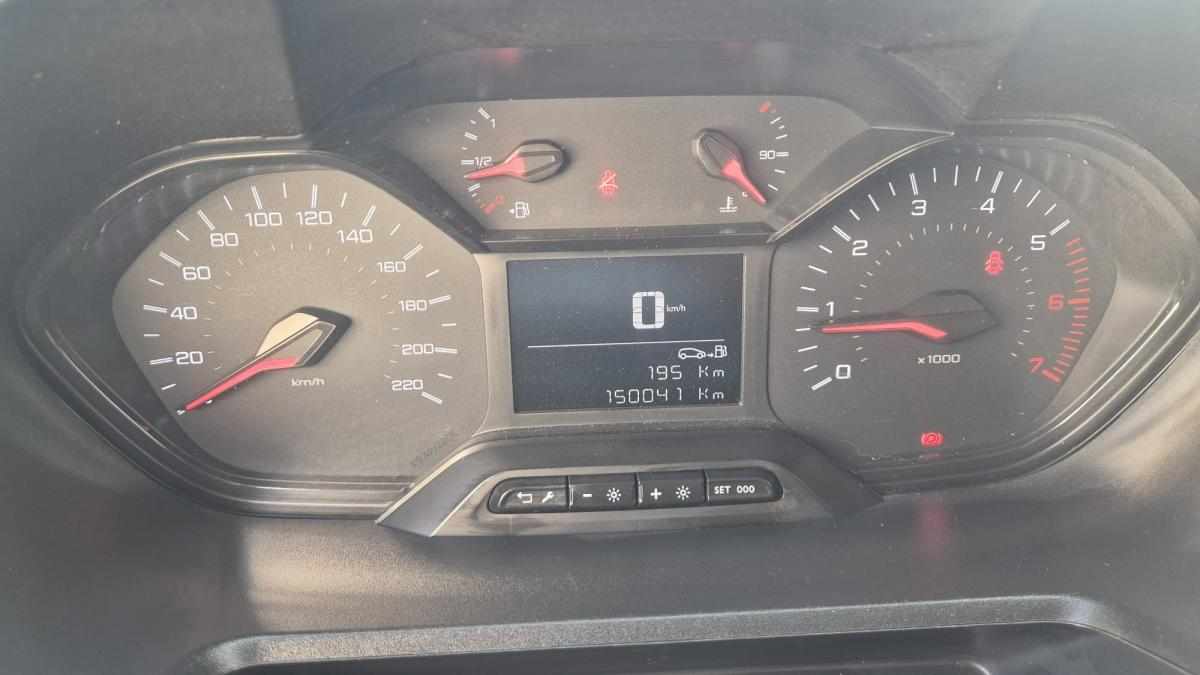 peugeot-partner-1-5-bluehdi-2022-diesel-1499cc