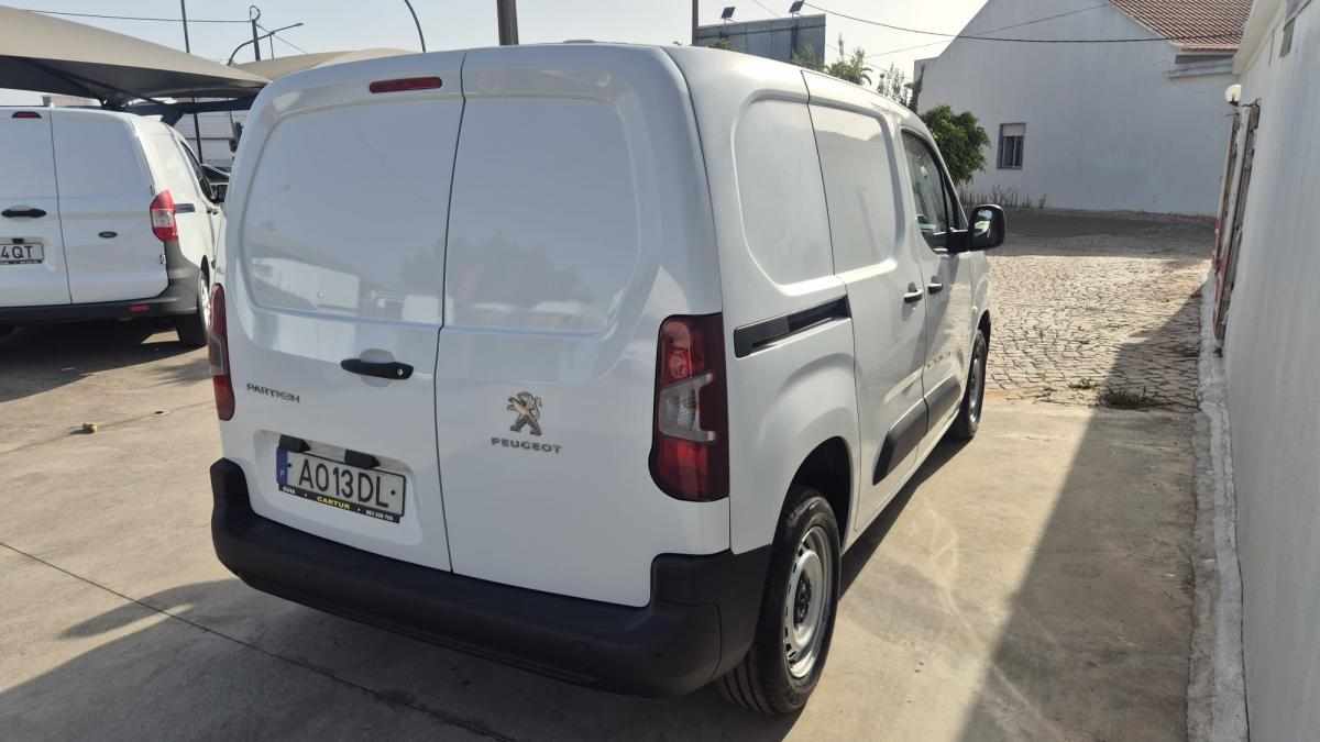 peugeot-partner-1-5-bluehdi-2022-diesel-1499cc
