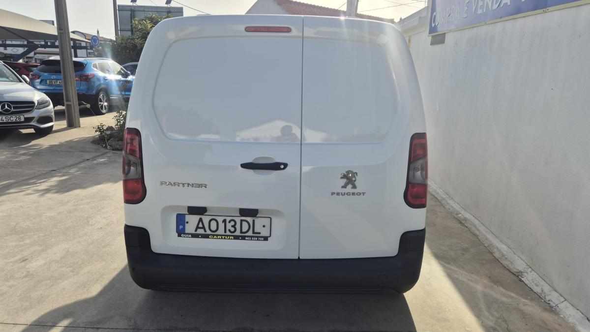 peugeot-partner-1-5-bluehdi-2022-diesel-1499cc