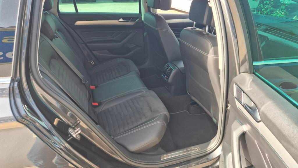 volkswagen-passat-2-0-tdi-bluemotion-2022-diesel-1968cc