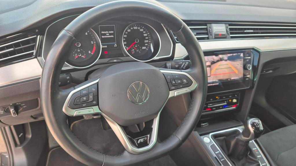 volkswagen-passat-2-0-tdi-bluemotion-2022-diesel-1968cc