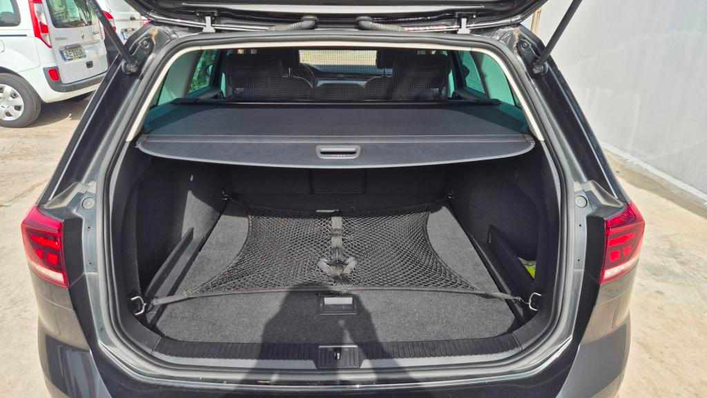 volkswagen-passat-2-0-tdi-bluemotion-2022-diesel-1968cc