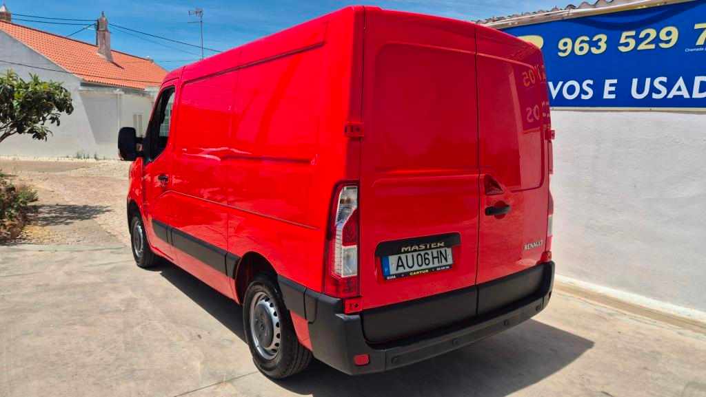 renault-master-2-3-136cv-2022-diesel-2299cc