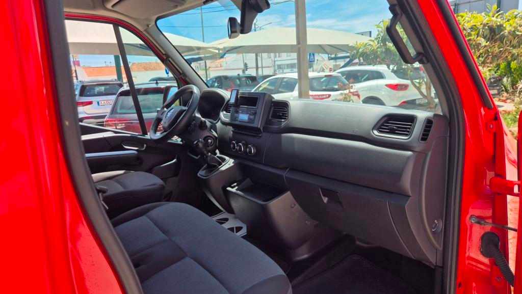 renault-master-2-3-136cv-2022-diesel-2299cc