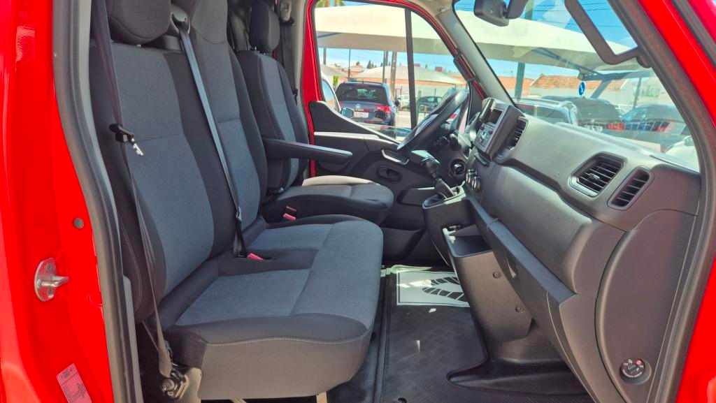 renault-master-2-3-136cv-2022-diesel-2299cc