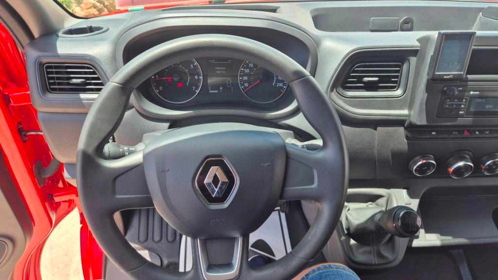 renault-master-2-3-136cv-2022-diesel-2299cc