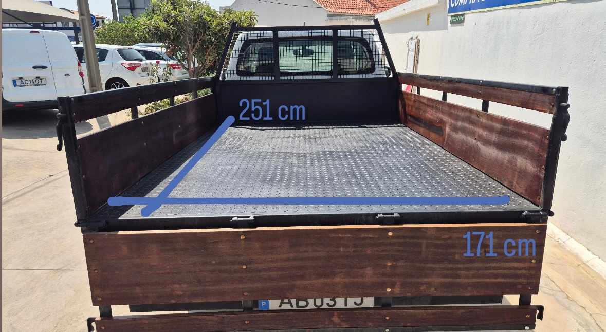 toyota-hilux-2-4-4wd-2020-diesel-2393cc