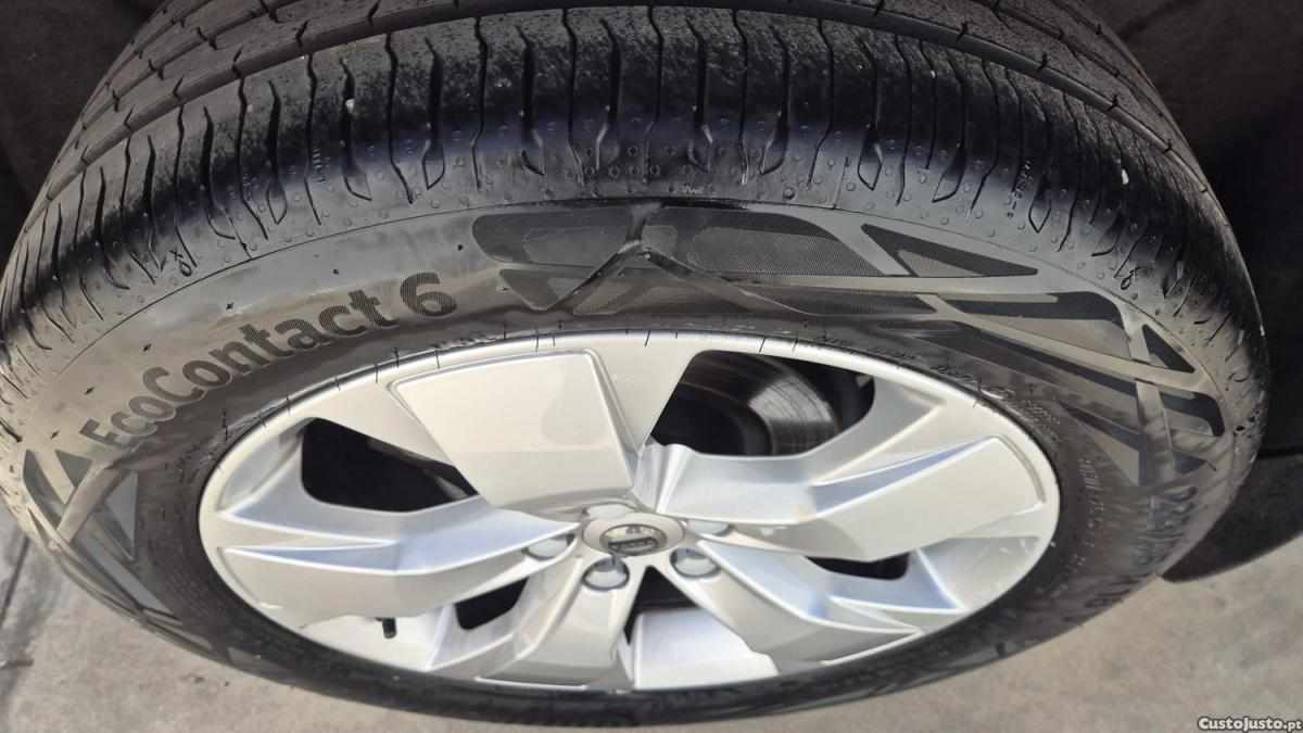 volvo-xc40-1-5-t2-2021-gasolina-1477cc