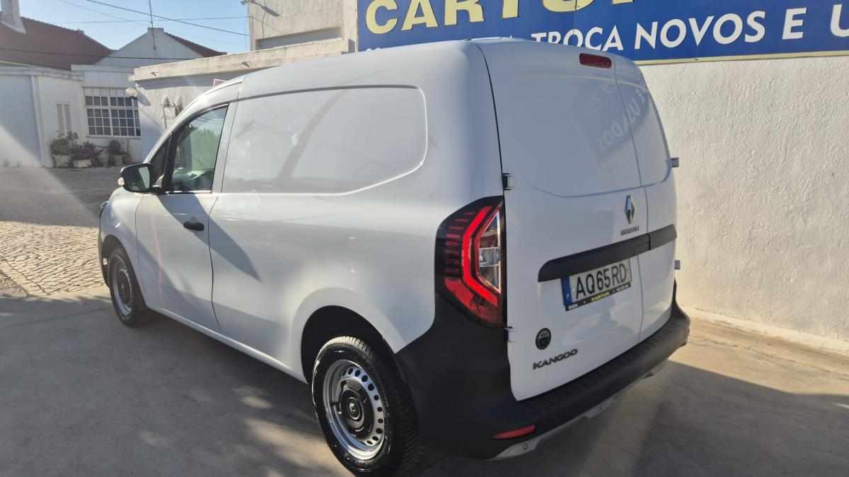 renault-kangoo-1-5-95cv-2022-diesel-1461cc