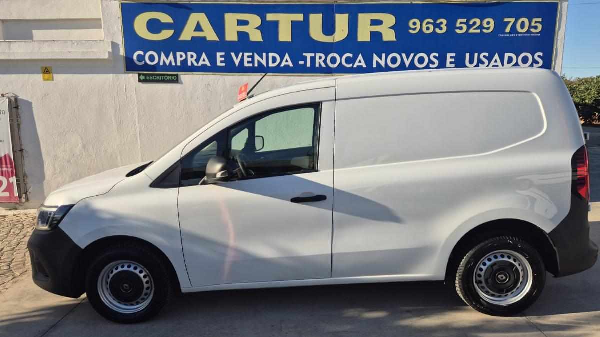 renault-kangoo-1-5-95cv-2022-diesel-1461cc