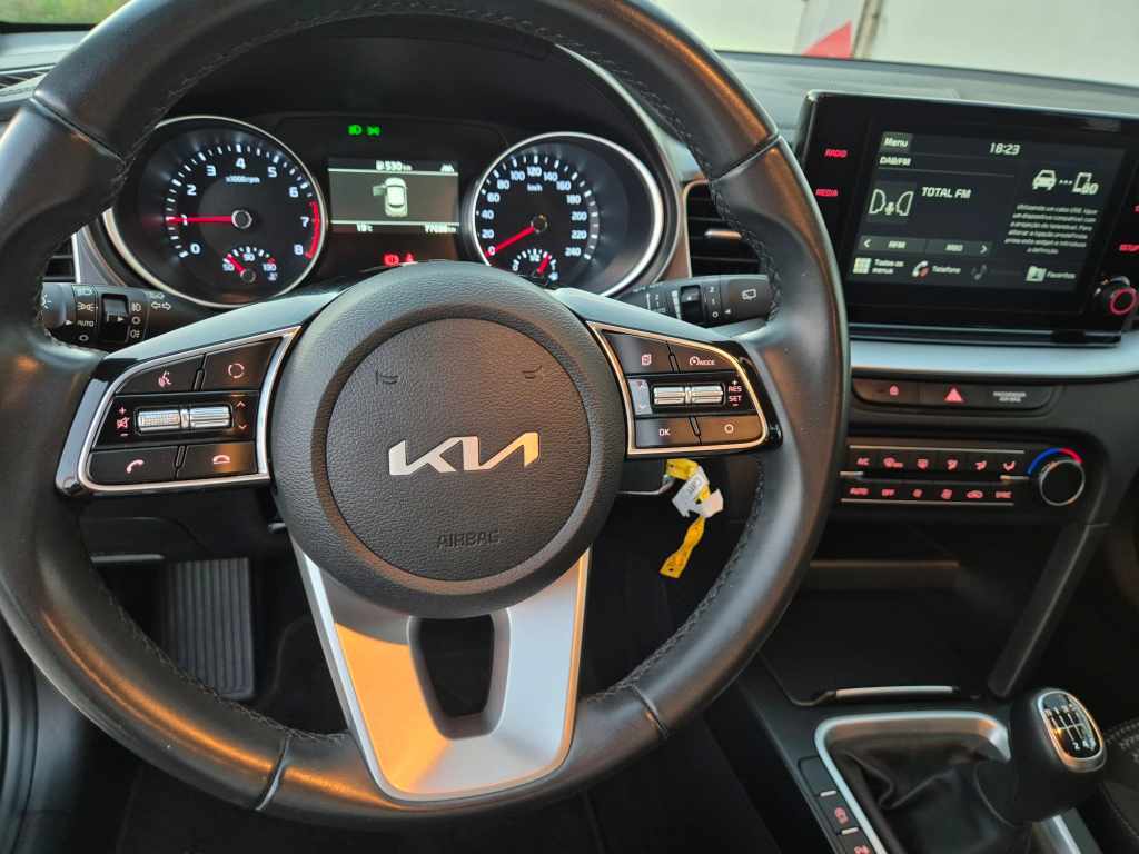 kia-ceed-1-0-t-gdi-2021-gasolina-998cc
