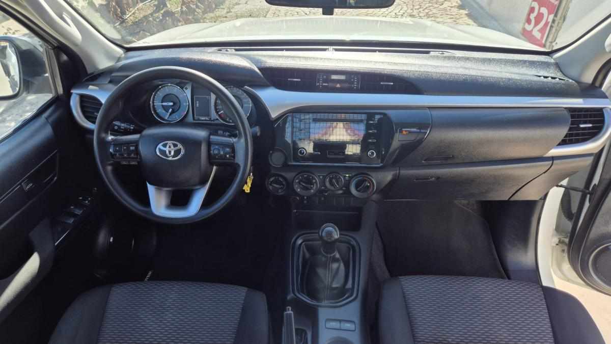 toyota-hilux-2-4-4wd-2023-diesel-2393cc