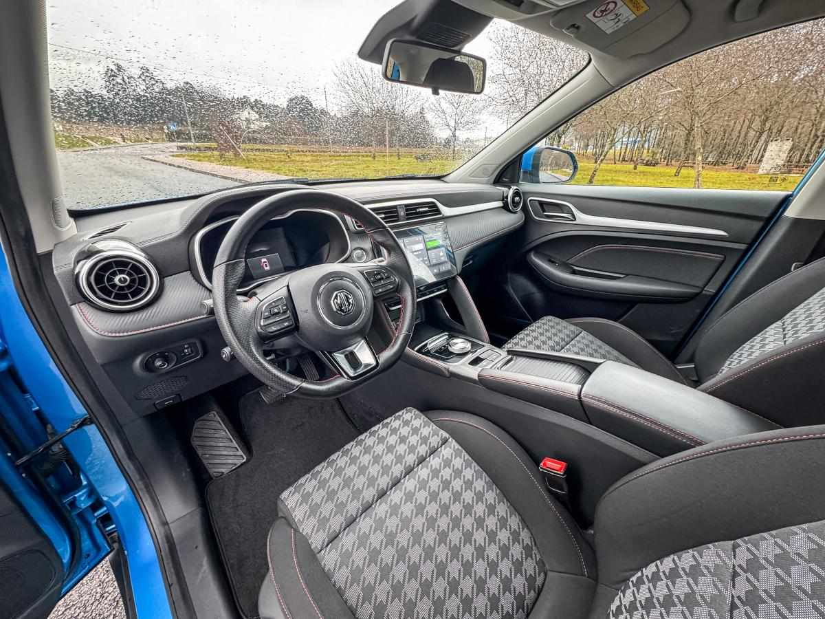 mg-zs-ev-standard-range-2023-eletrico