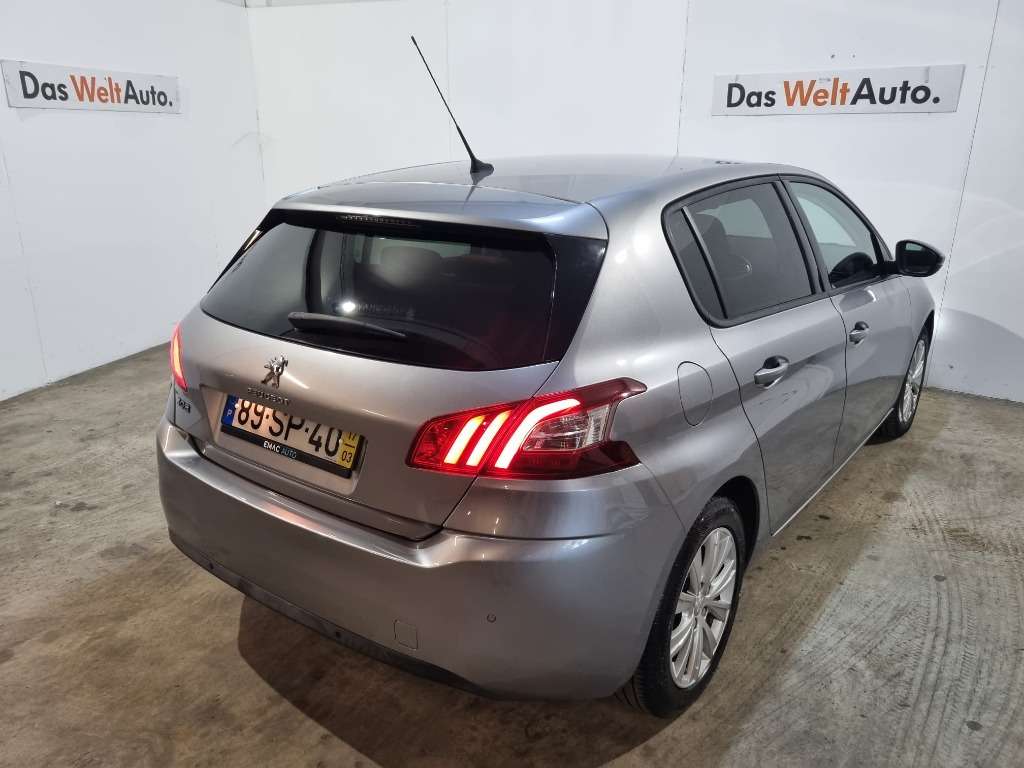 peugeot-308-2017-gasolina-1199cc