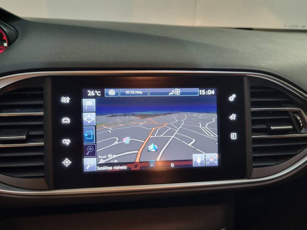 peugeot-308-2017-gasolina-1199cc
