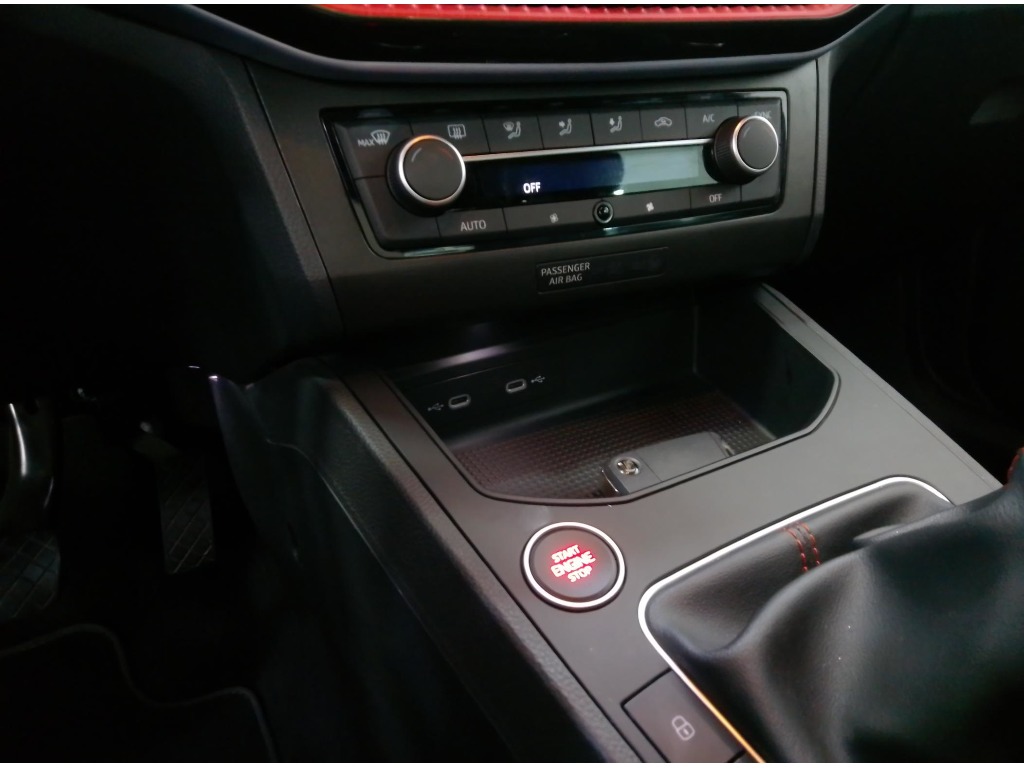 seat-ibiza-2025-gasolina-999cc