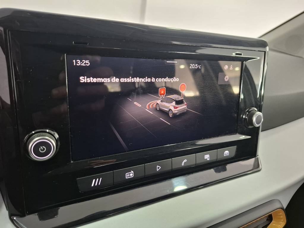 seat-arona-2024-gasolina-999cc