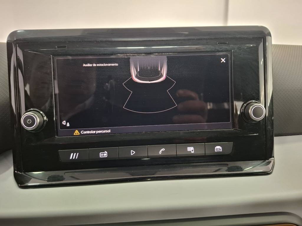 seat-arona-2024-gasolina-999cc