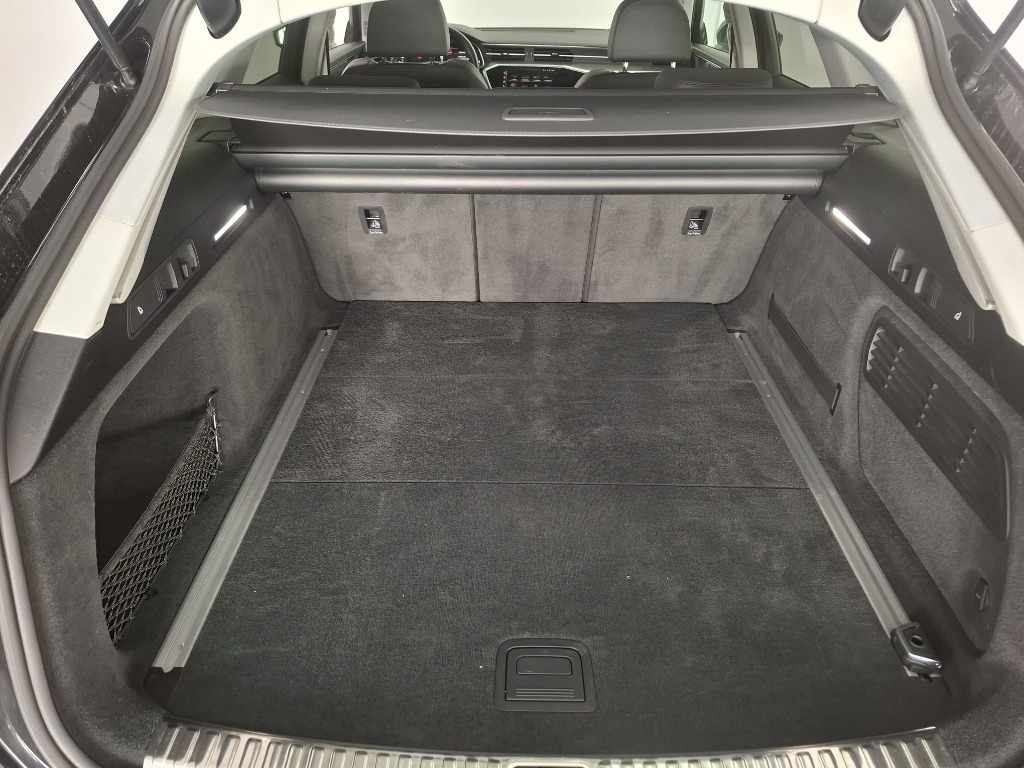 audi-audi-a6-avant-2023-diesel-1968cc