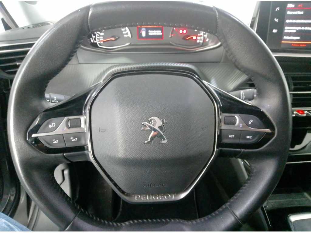 peugeot-2008-2022-diesel-1499cc
