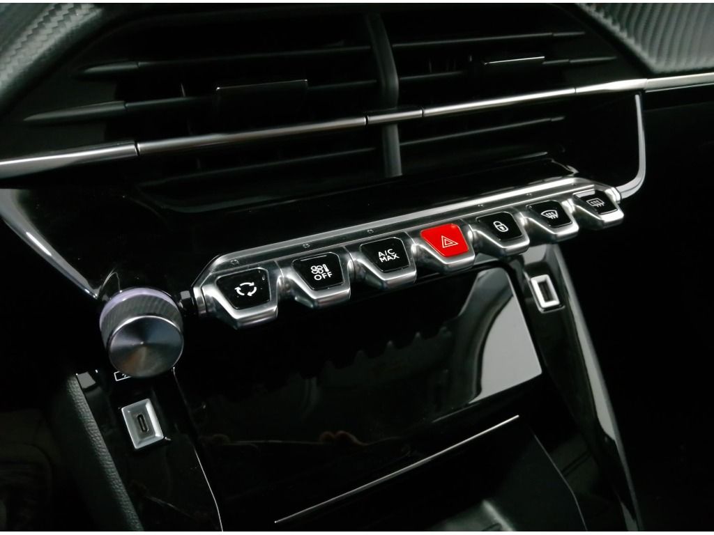 peugeot-2008-2022-diesel-1499cc
