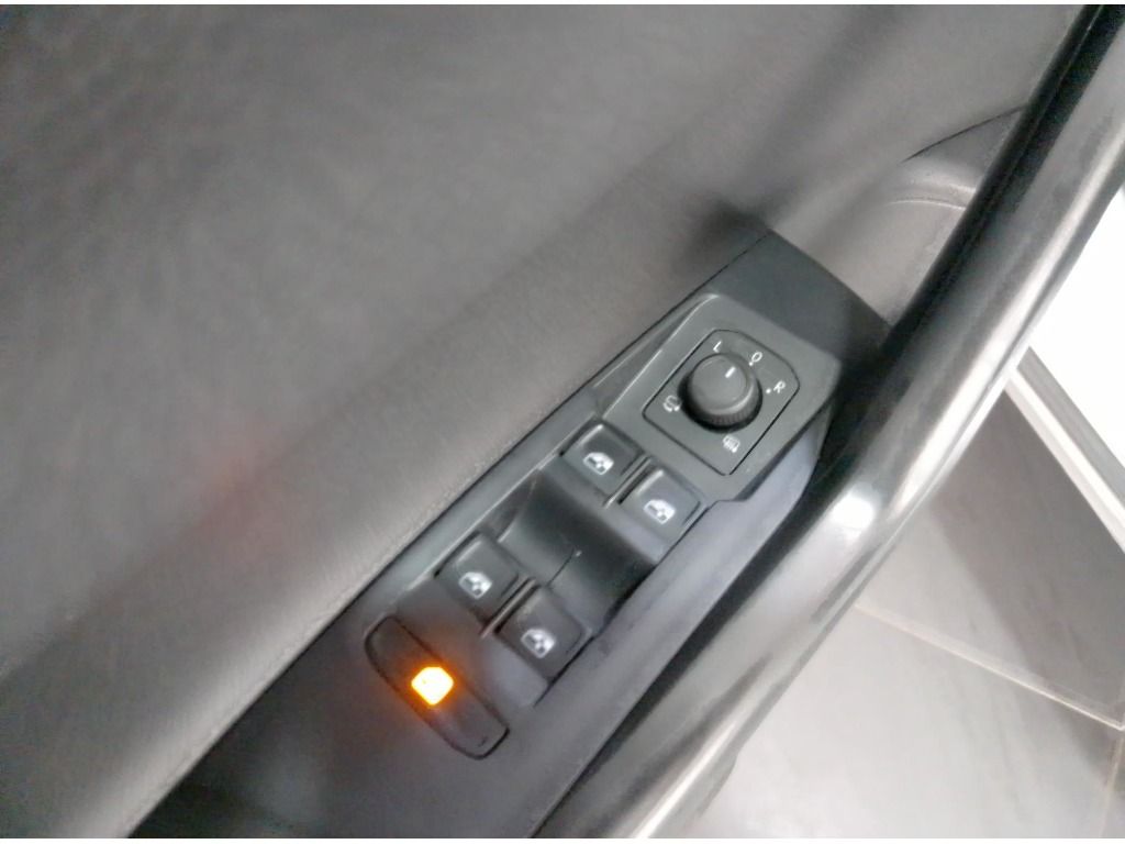 volkswagen-taigo-2025-gasolina-999cc