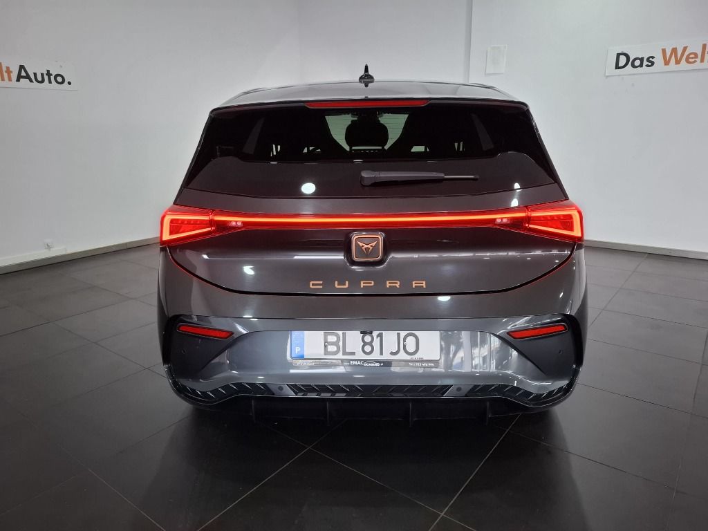 cupra-born-2024-eletrico-500cc
