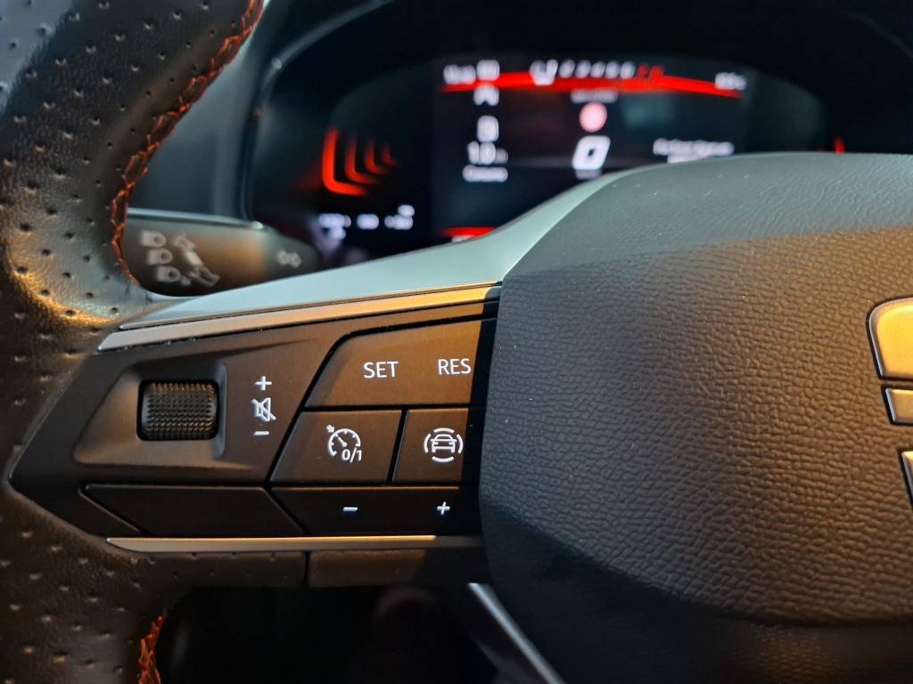 seat-arona-2024-gasolina-999cc