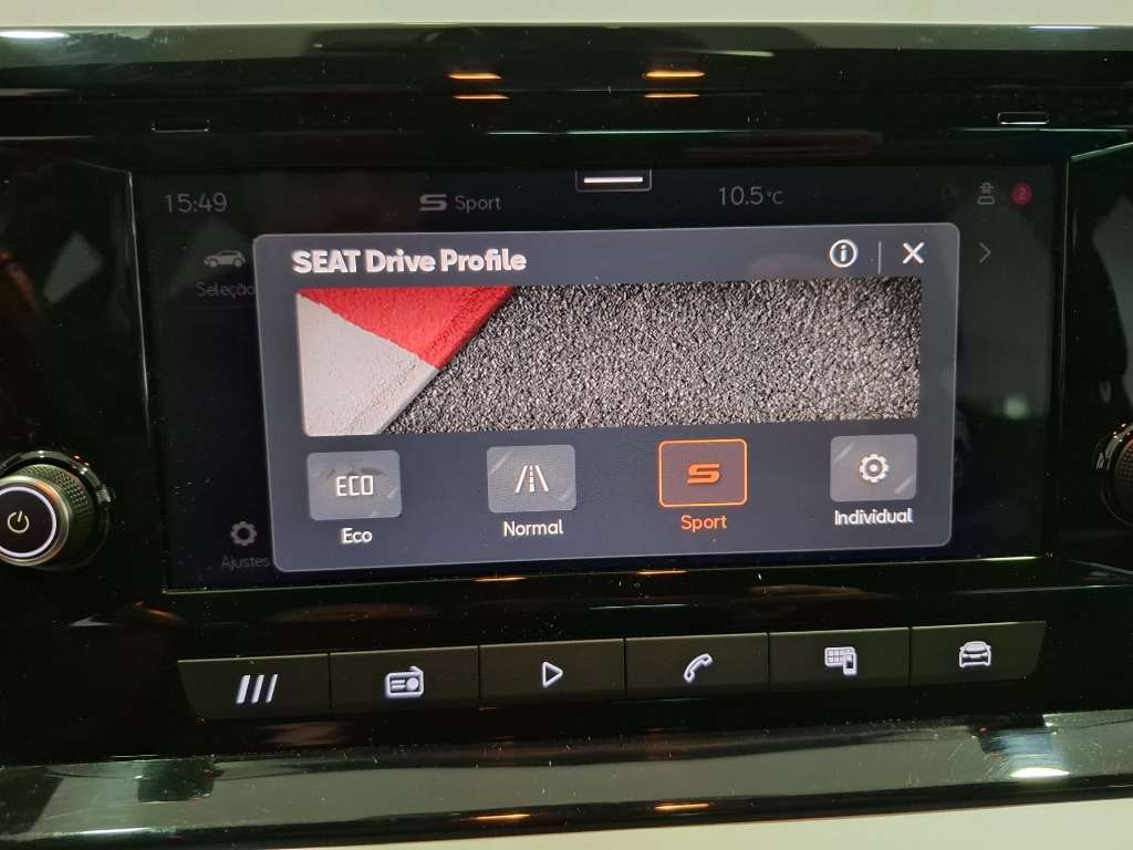 seat-arona-2024-gasolina-999cc